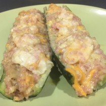 Calabacines rellenos de pavo y manzana